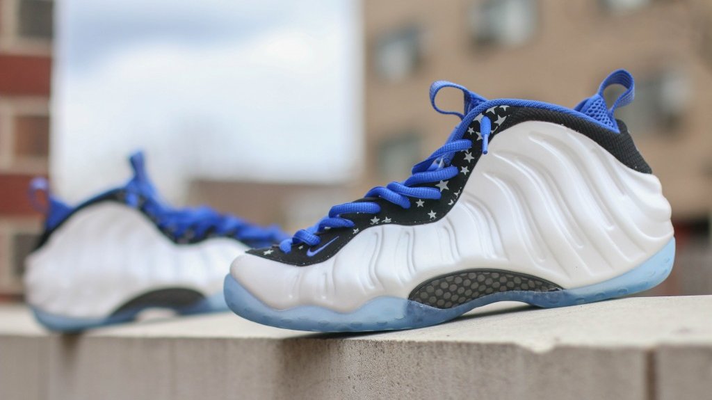 nike foamposite shooting stars